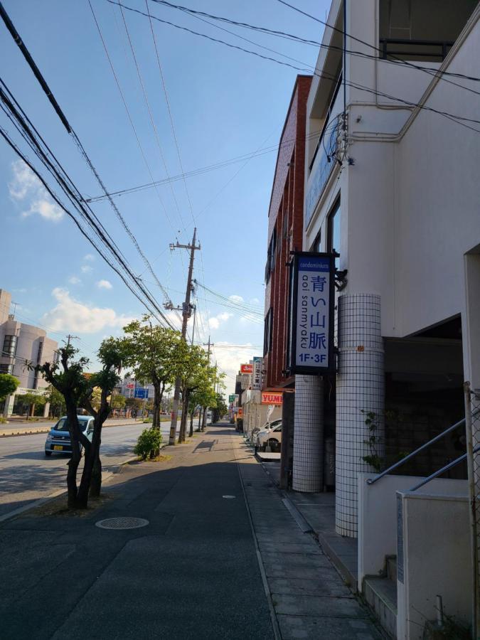 Aoi Sanmyaku Apartment Okinawa
