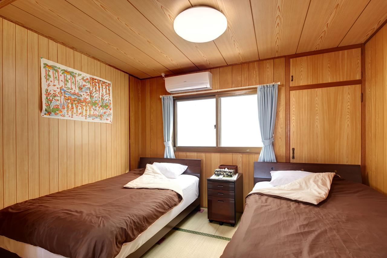 Aoi Sanmyaku Apartment *